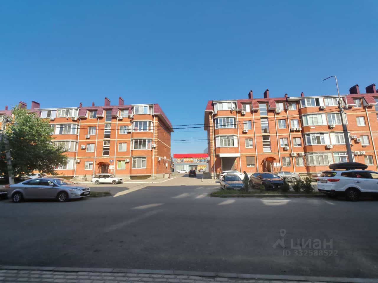 Россия, Республика Адыгея (Адыгея), Тахтамукайский район, посёлок городского типа Яблоновский, улица Гагарина, 155/2, фото 19