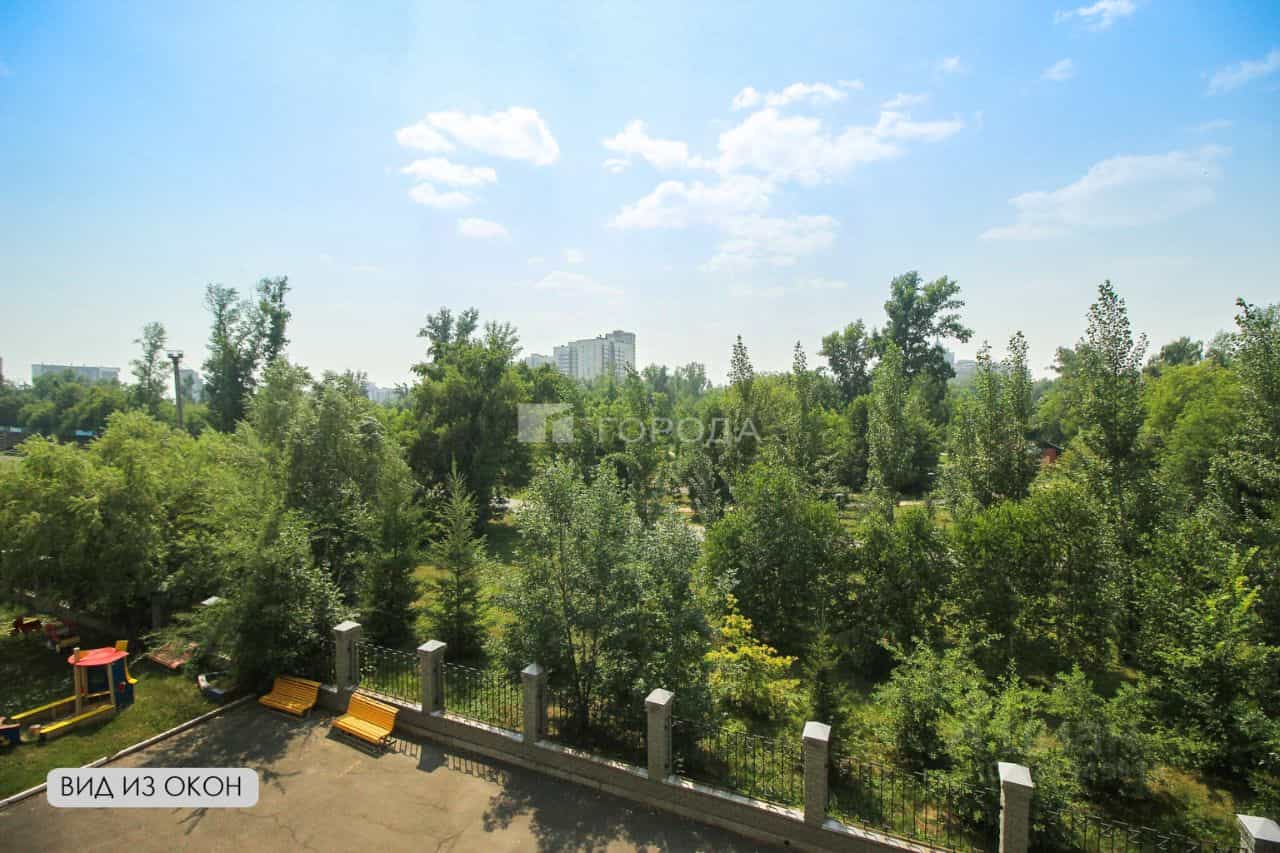 Россия, Алтайский край, Барнаул, микрорайон ВРЗ, Ленская улица, 1В, фото 13