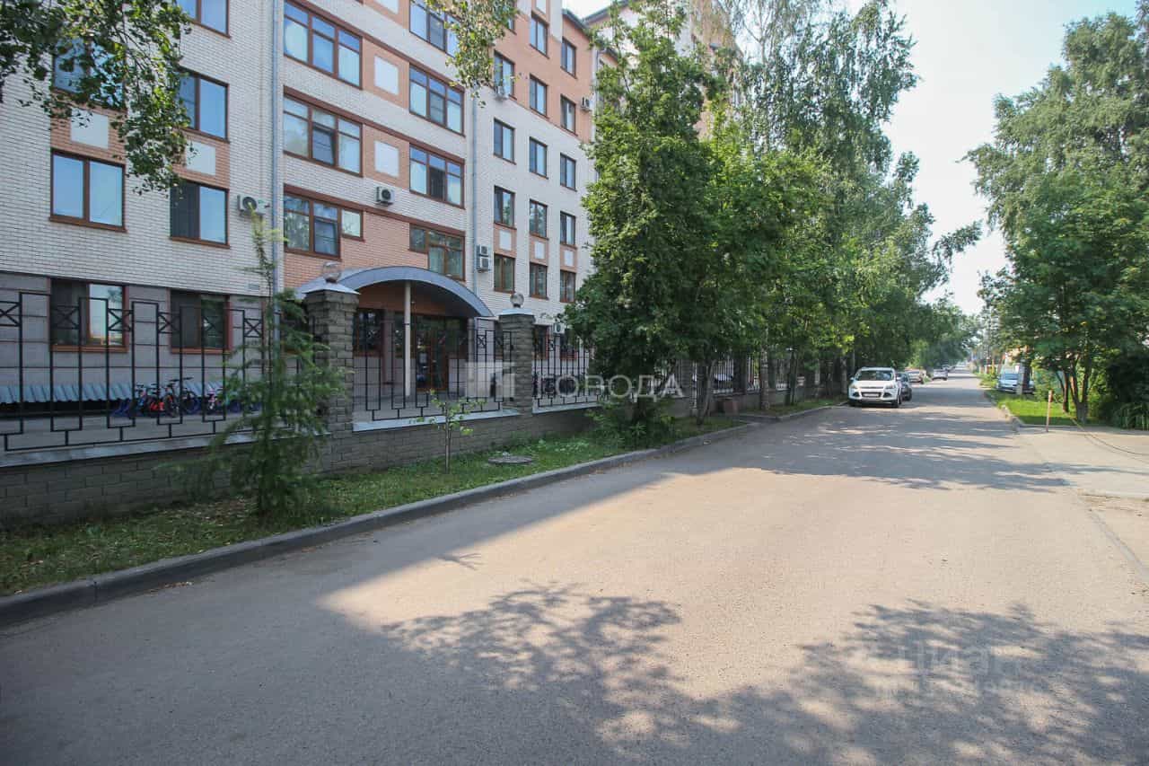 Россия, Алтайский край, Барнаул, микрорайон ВРЗ, Ленская улица, 1В, фото 20