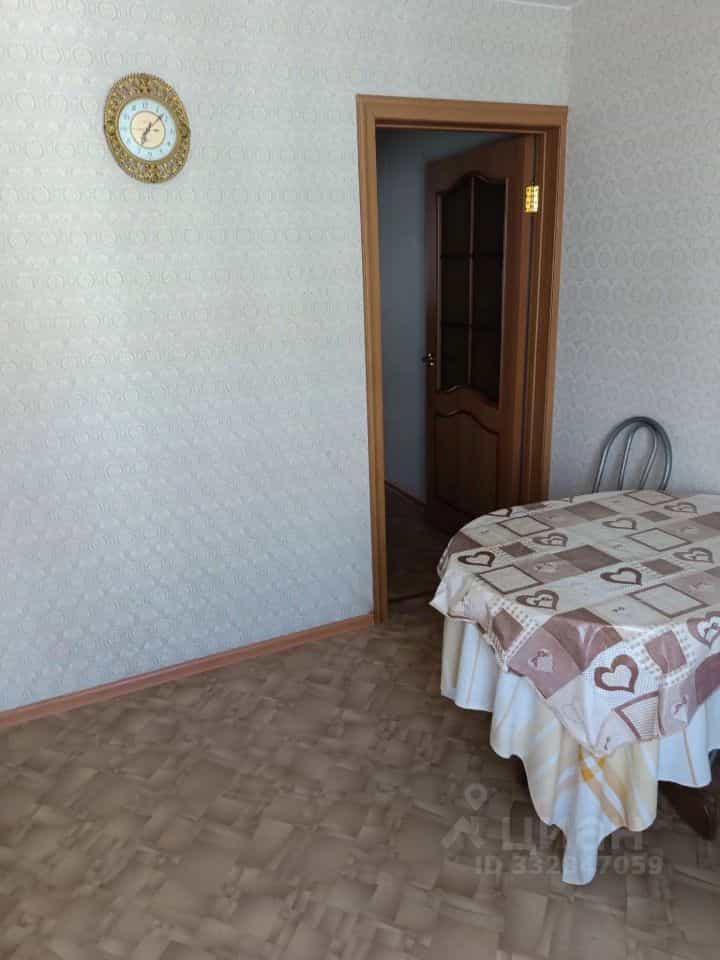 Россия, Челябинск, Свердловский проспект, 8Б, фото 9