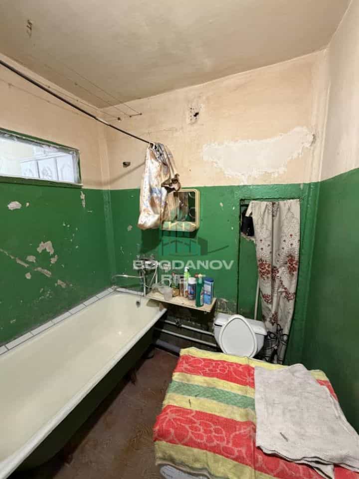 Россия, Омск, микрорайон Московка, Молодогвардейская улица, 15, фото 10