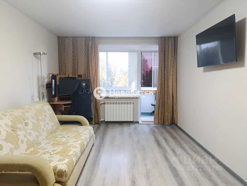 Россия, Киров, Нововятский район, улица Молодой Гвардии, 6, фото 4