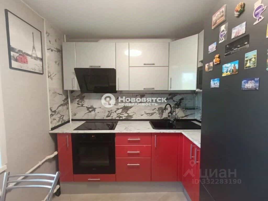Россия, Киров, Нововятский район, улица Молодой Гвардии, 6, фото 12