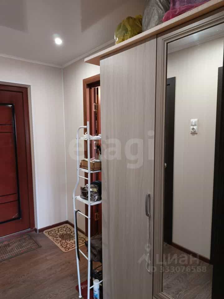 Россия, Псковская область, Остров, микрорайон Строитель, 16, фото 12