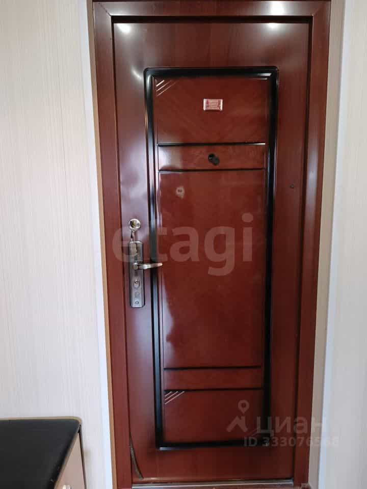 Россия, Псковская область, Остров, микрорайон Строитель, 16, фото 14