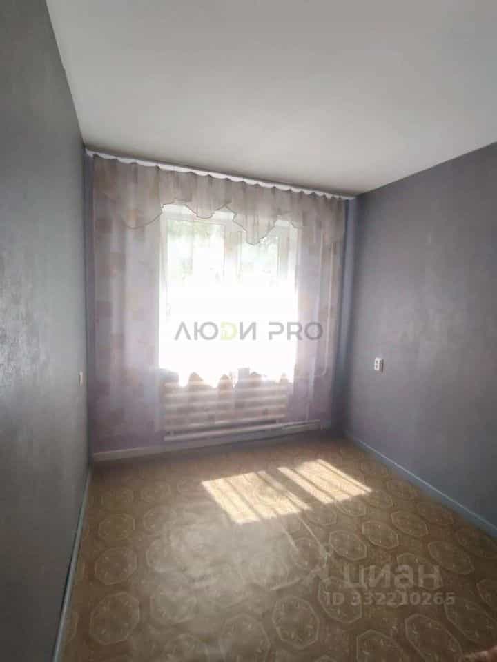 Россия, Алтайский край, Барнаул, улица Сухэ-Батора, 8, фото 3