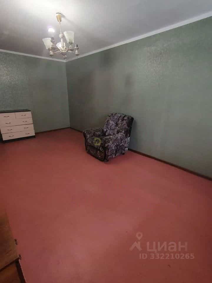 Россия, Алтайский край, Барнаул, улица Сухэ-Батора, 8, фото 6