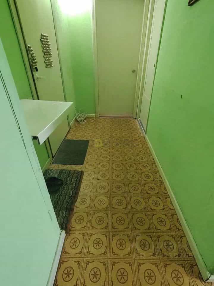 Россия, Алтайский край, Барнаул, улица Сухэ-Батора, 8, фото 7