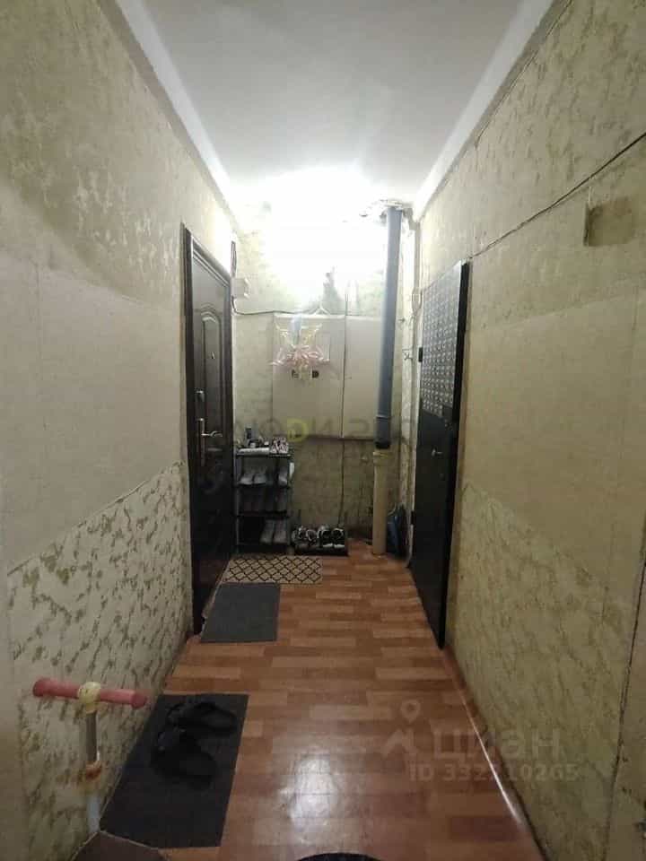 Россия, Алтайский край, Барнаул, улица Сухэ-Батора, 8, фото 12