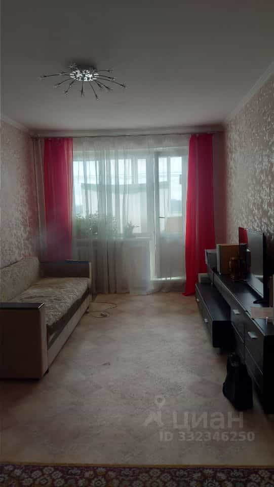 Россия, Алтайский край, Барнаул, улица Антона Петрова, 214, фото 12