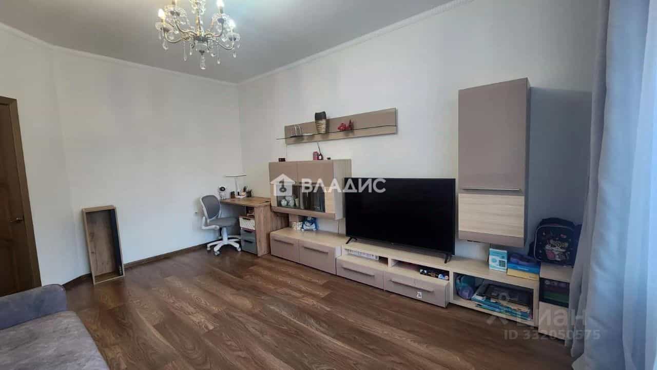 Россия, Республика Бурятия, Улан-Удэ, микрорайон 140А, 16, фото 2