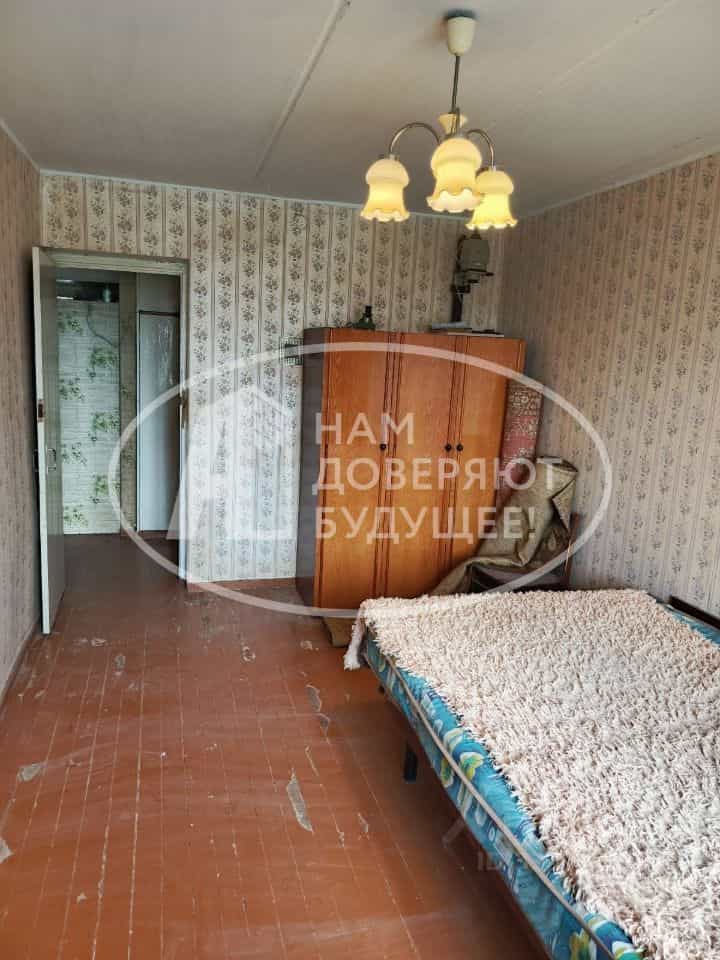 Россия, Удмуртская Республика, Глазов, улица Толстого, 38, фото 6