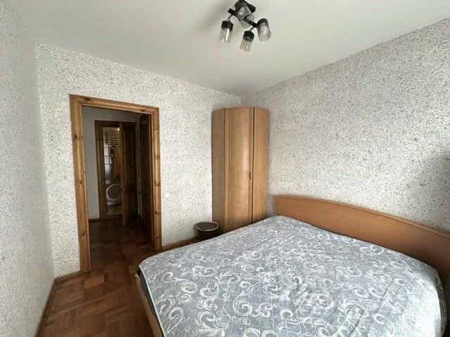 Россия, Иркутск, проспект Маршала Жукова, 13, фото 6