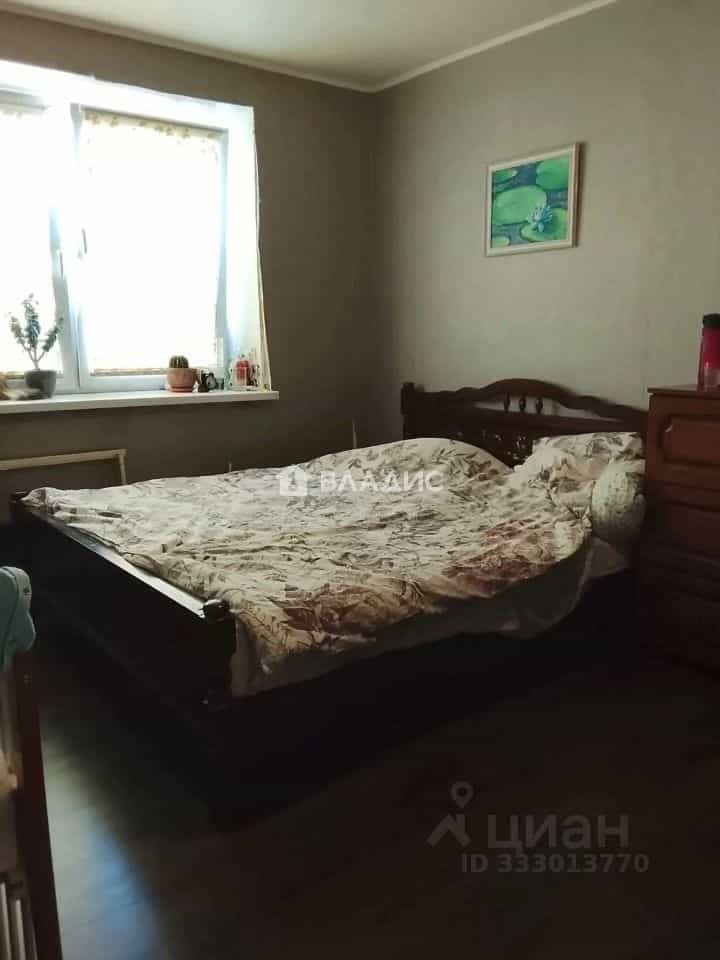 Россия, Белгородская область, Старый Оскол, микрорайон Южный, 10, фото 4