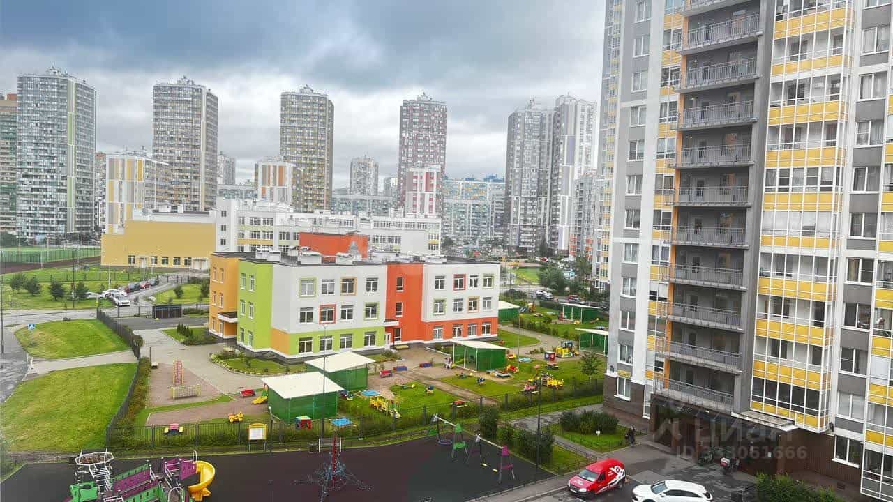 Россия, Ленинградская область, Всеволожский район, Заневское городское поселение, Кудрово, проспект Строителей, 20к2, фото 11