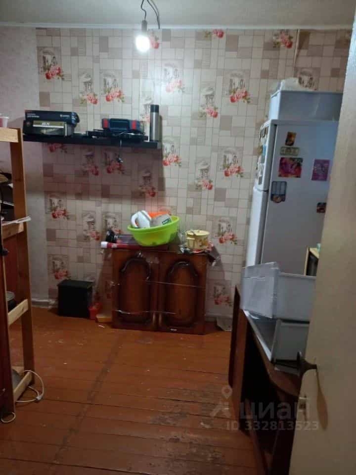 Россия, Псковская область, Великие Луки, улица Комсомольца Зверева, 4/35, фото 3