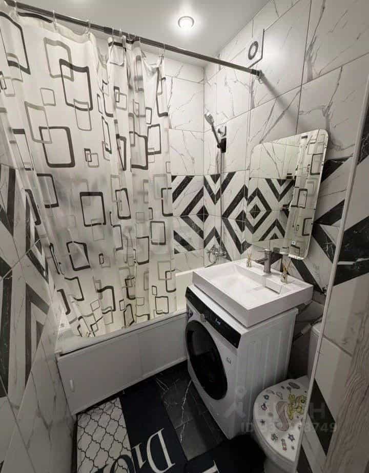 Россия, Тверская область, Ржев, Советская площадь, 8