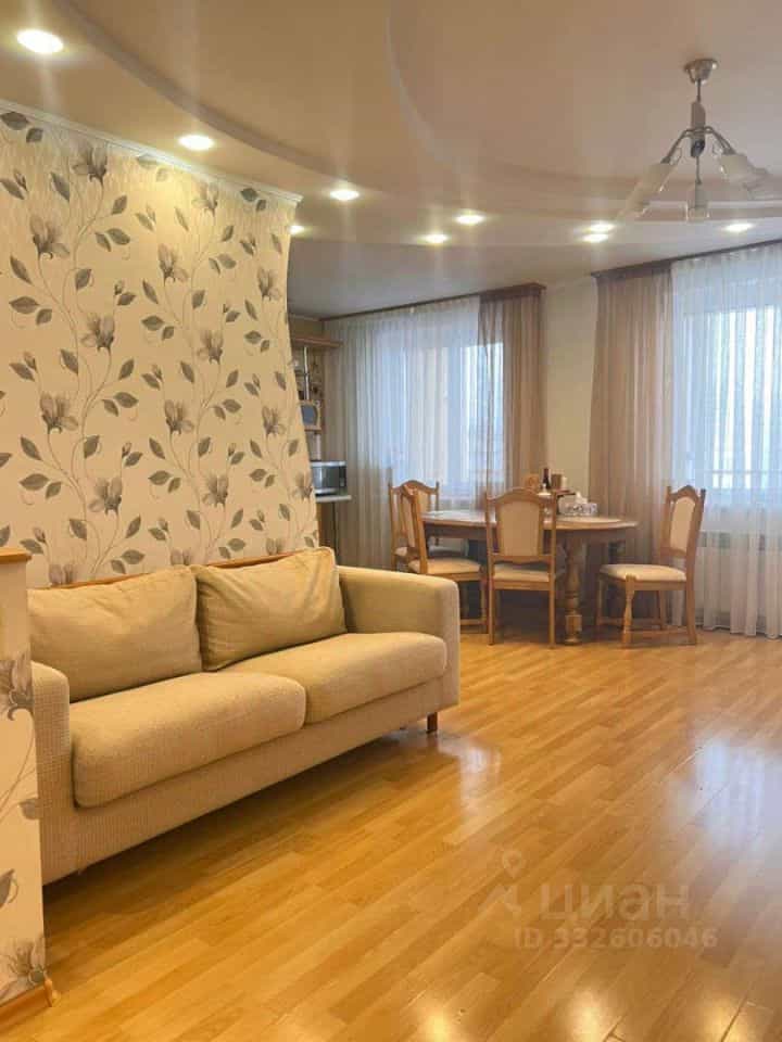 Россия, Республика Татарстан (Татарстан), Набережные Челны, 56-й комплекс, Молодёжный бульвар, 1, фото 8