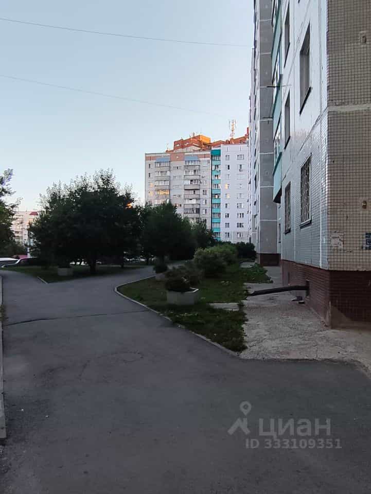 Россия, Новосибирск, улица Немировича-Данченко, 120/3, фото 25