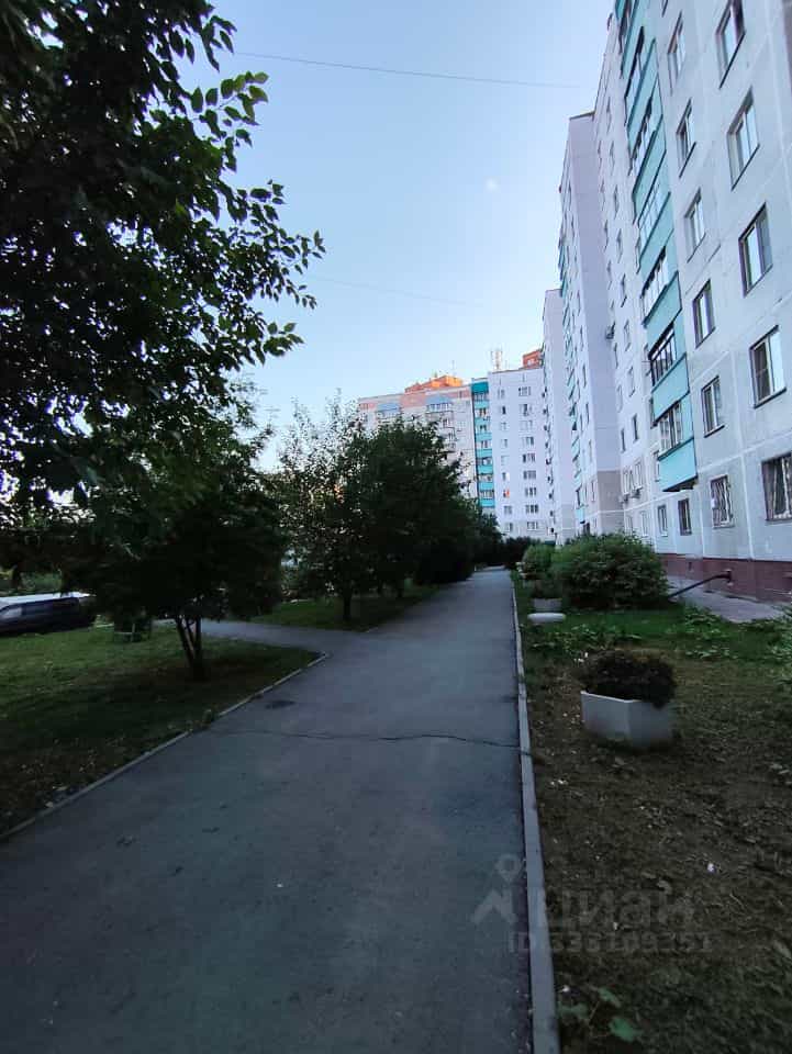 Россия, Новосибирск, улица Немировича-Данченко, 120/3, фото 29