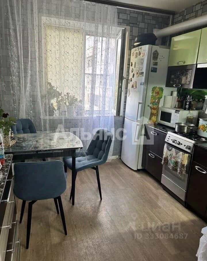 Россия, Ростовская область, Волгодонск, улица Черникова, 31, фото 2