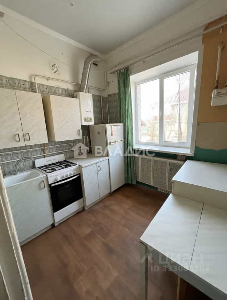 Россия, Калужская область, Сухиничи, улица Победы, 14, фото 6