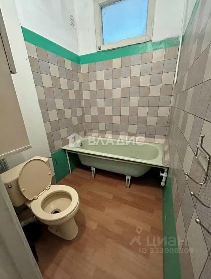 Россия, Калужская область, Сухиничи, улица Победы, 14, фото 8