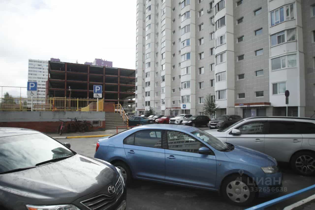 Россия, Ханты-Мансийский автономный округ — Югра, Сургут, Пролетарский проспект, 35, фото 17