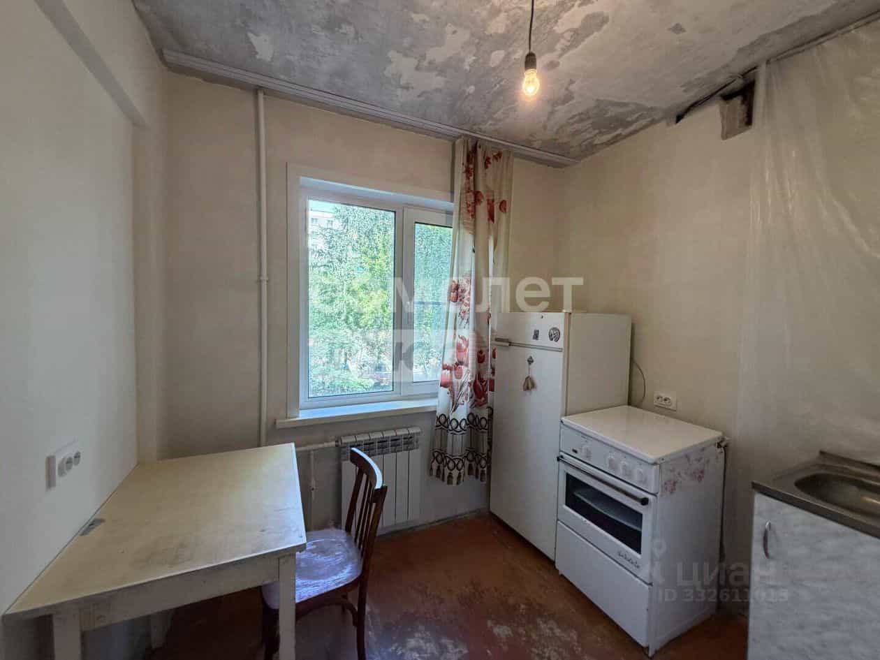 Россия, Алтайский край, Бийск, улица Владимира Короленко, 47