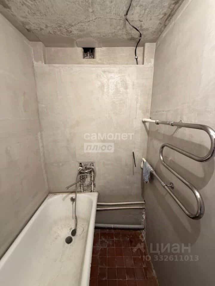 Россия, Алтайский край, Бийск, улица Владимира Короленко, 47, фото 11