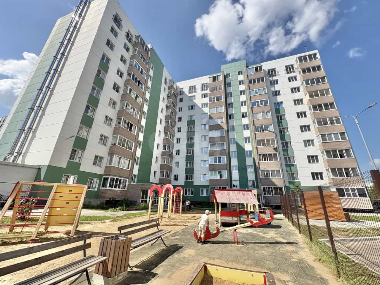 Россия, Республика Коми, Сыктывкар, Интернациональная улица, 215