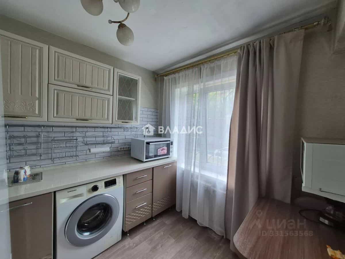 Россия, Республика Бурятия, Улан-Удэ, улица Гагарина, 59, фото 2