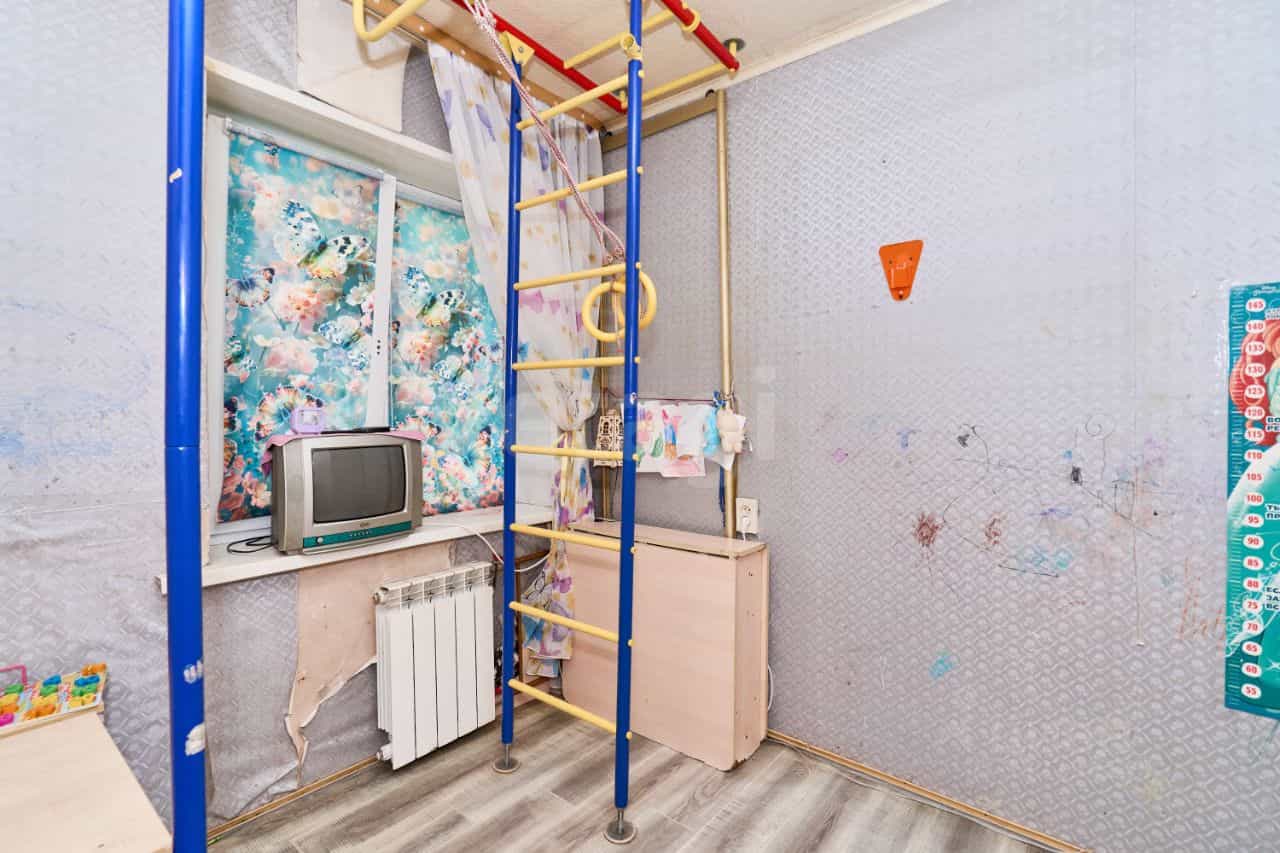 Россия, Томск, Ленинский район, микрорайон Каштак, улица Ференца Мюнниха, 42, фото 7