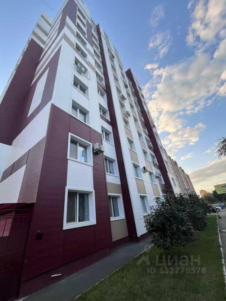 Россия, Оренбург, микрорайон Красный Городок, Нагорная улица, 1/1, фото 17