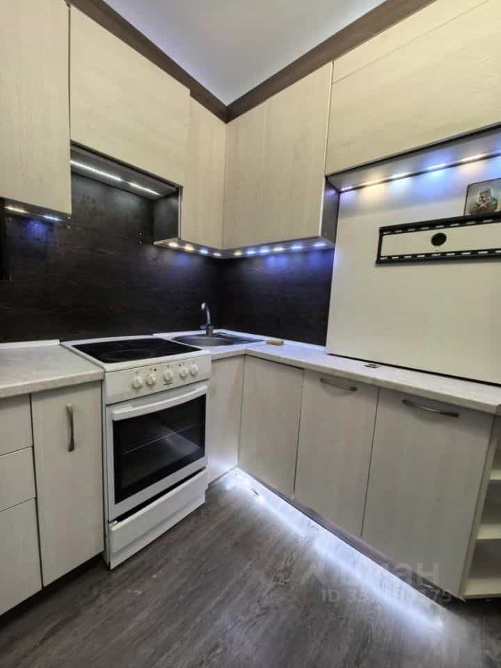 Россия, Алтайский край, Барнаул, улица Смирнова, 46, фото 2
