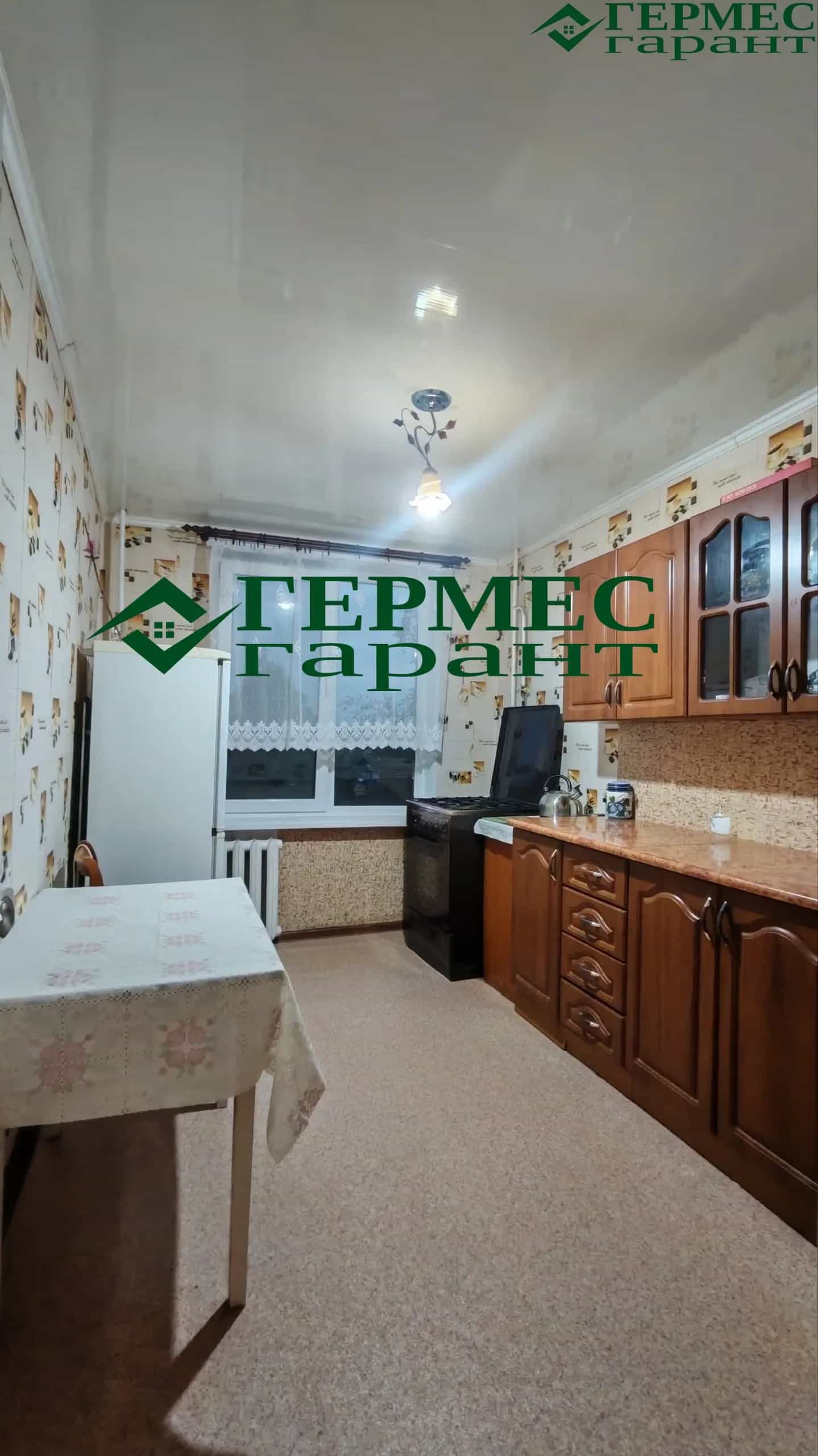 Беларусь, Гродненская область, Лидский район, Третьяковский сельсовет, деревня Минойты, Молодёжная улица, 12