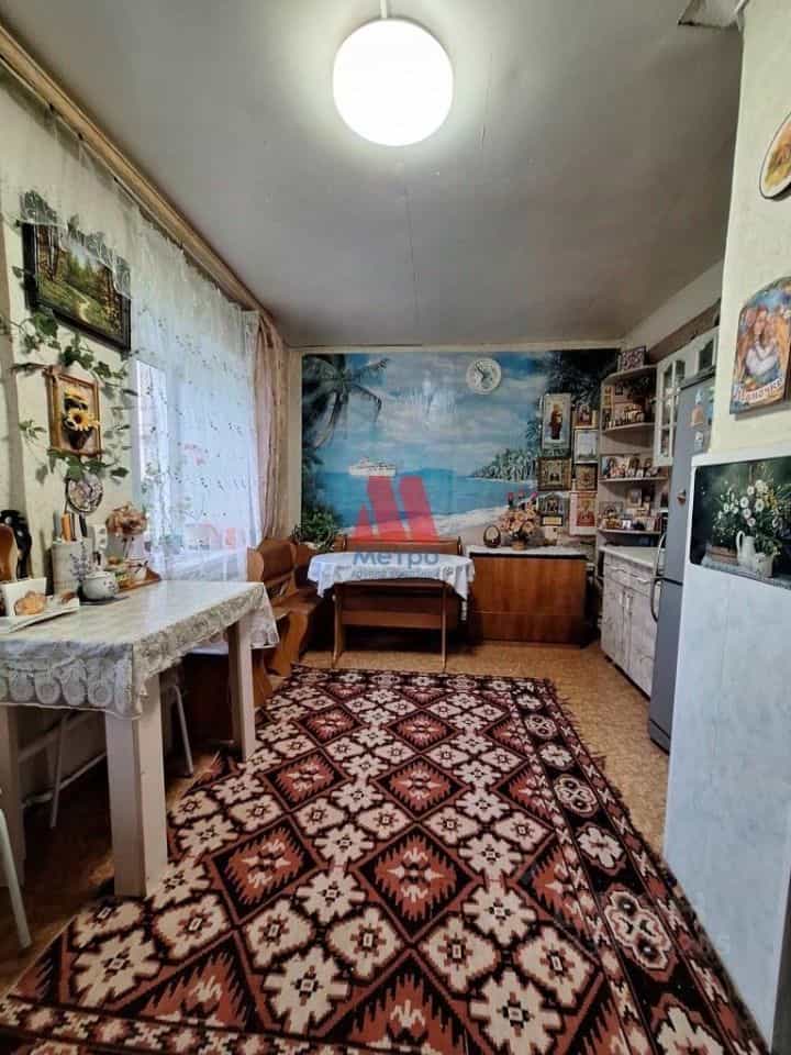 Россия, Ивановская область, посёлок Лежнево, Октябрьская улица, 65А, фото 5