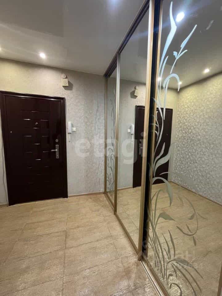 Россия, Республика Саха (Якутия), Якутск, улица Фёдора Попова, 17/1, фото 5