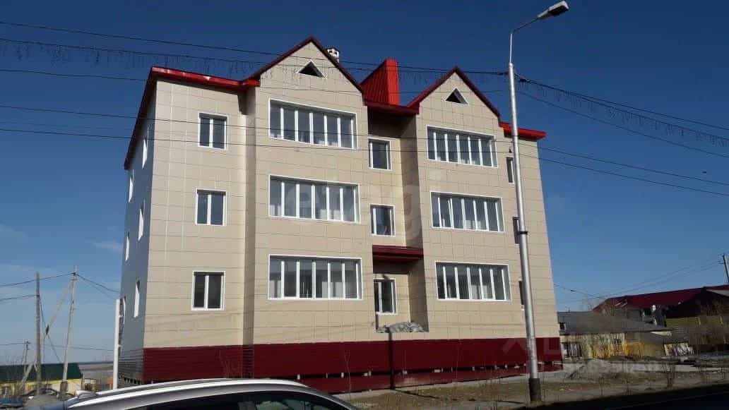 Россия, Ямало-Ненецкий автономный округ, Приуральский район, село Аксарка, Первомайская улица, 19, фото 5