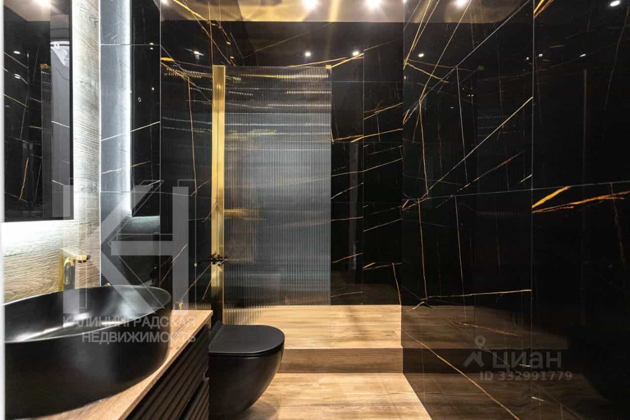 Россия, Калининград, улица Героя России Виталия Мариенко, 8, фото 35