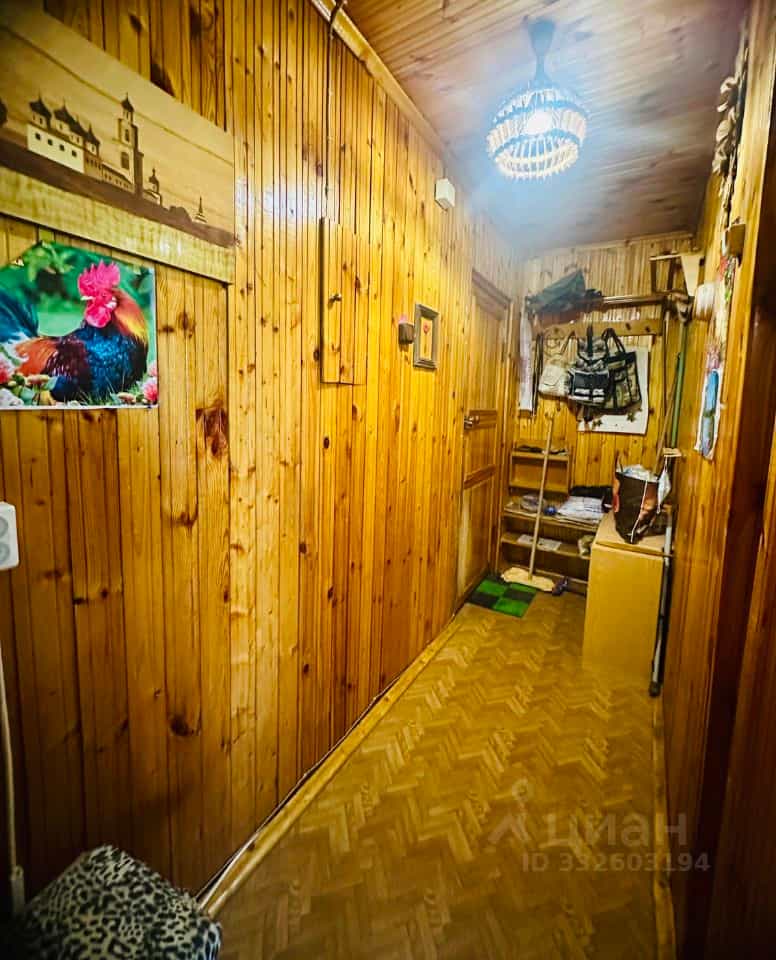 Россия, Новгородская область, Старая Русса, улица Возрождения, 16/2, фото 12