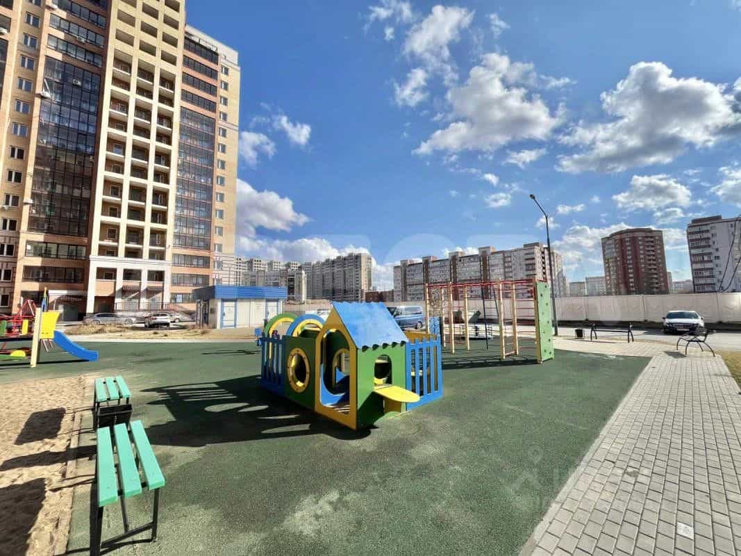 Россия, Омск, улица А.Н. Кабанова, 2, фото 5