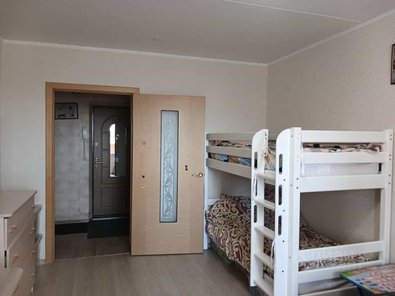 Россия, Свердловская область, Екатеринбург, улица Учителей, 8, фото 2