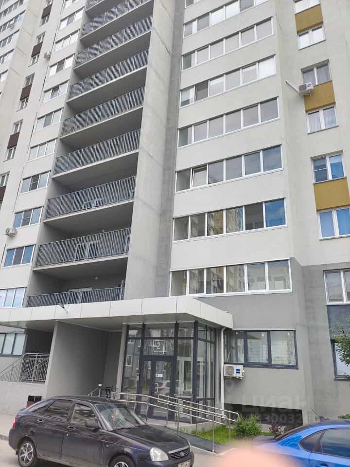 Россия, Ульяновск, улица Варейкиса, 52, фото 2