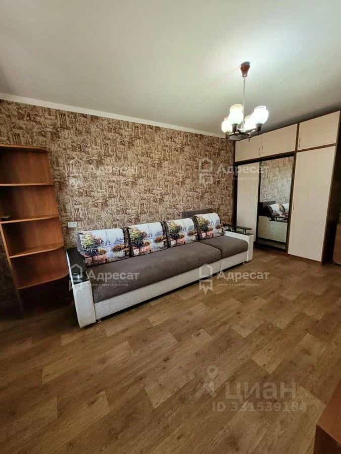 Россия, Астраханская область, Знаменск, улица Янгеля, 17, фото 3