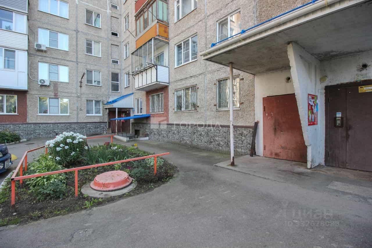 Россия, Алтайский край, Барнаул, улица Попова, 69, фото 17