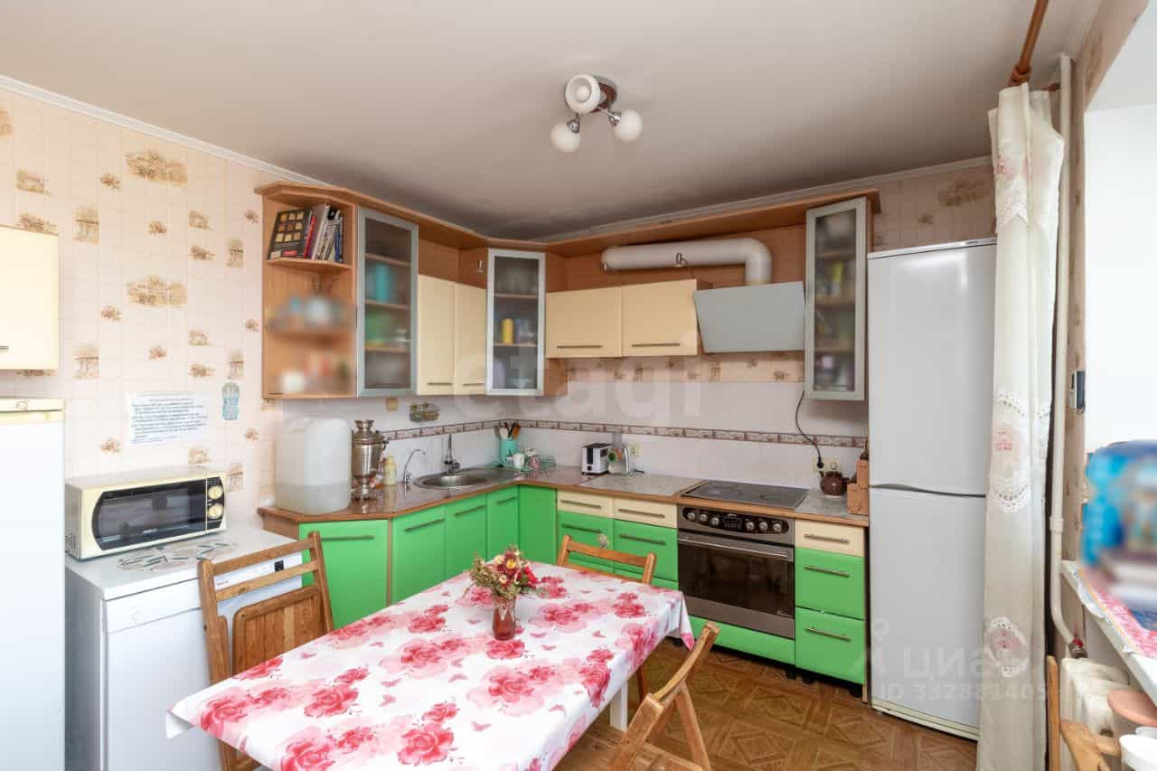 Россия, Тюмень, улица Ватутина, 79