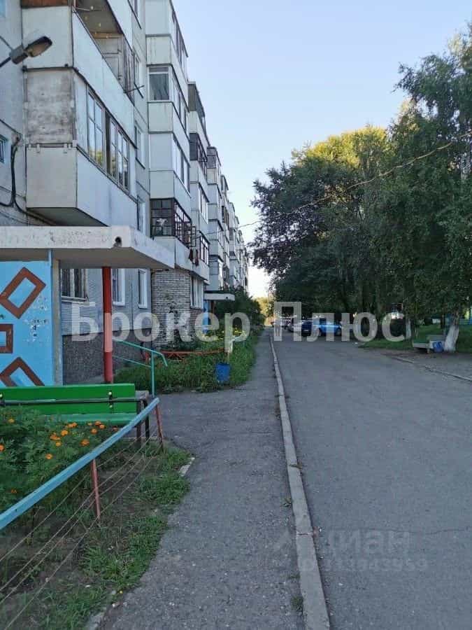 Россия, Республика Хакасия, Абакан, улица Островского, 19, фото 9