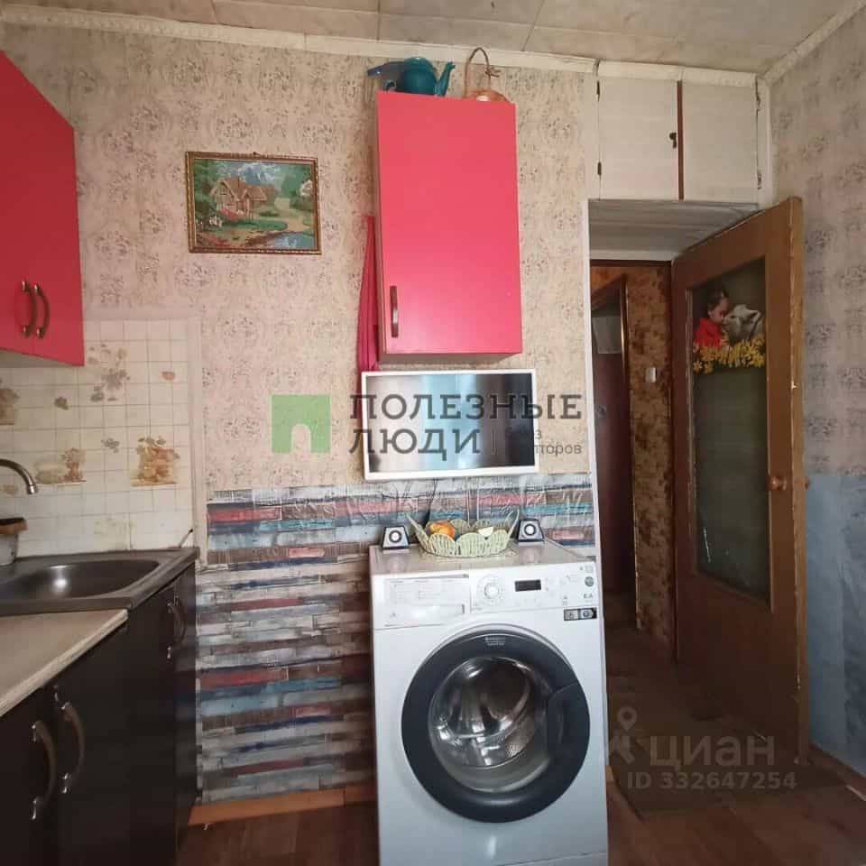 Россия, Белгородский муниципальный округ, село Крутой Лог, Октябрьская улица, 2, фото 15
