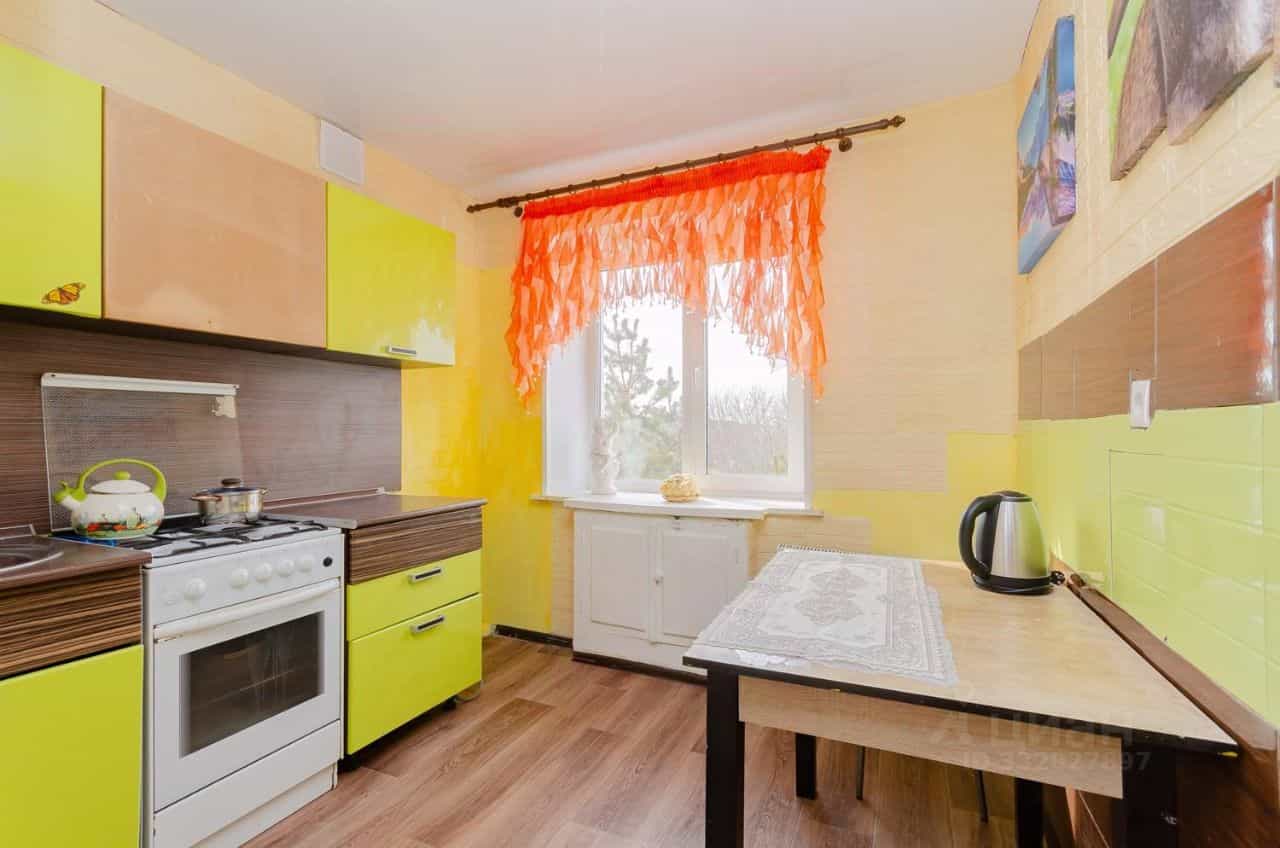 Россия, Челябинск, улица Калмыкова, 6, фото 6